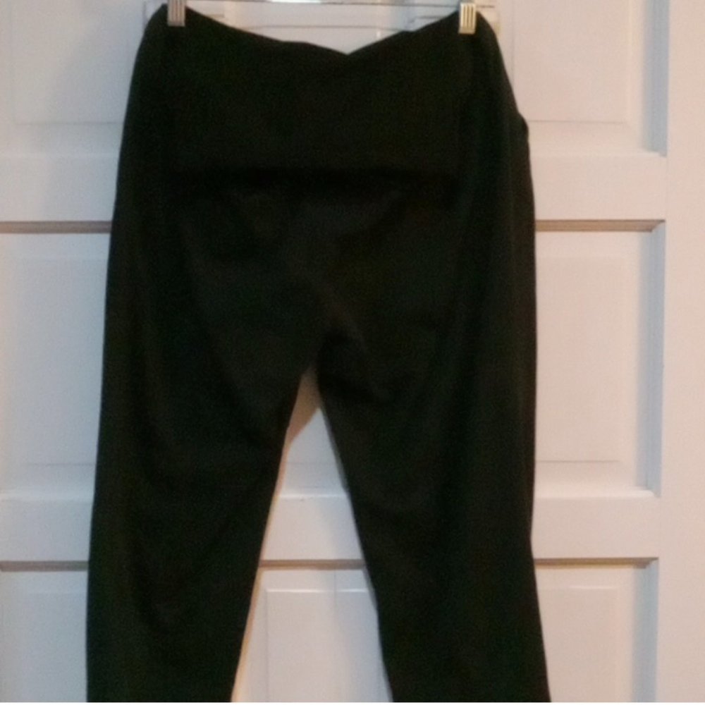 Oh Baby Maternity Black Capris Pants